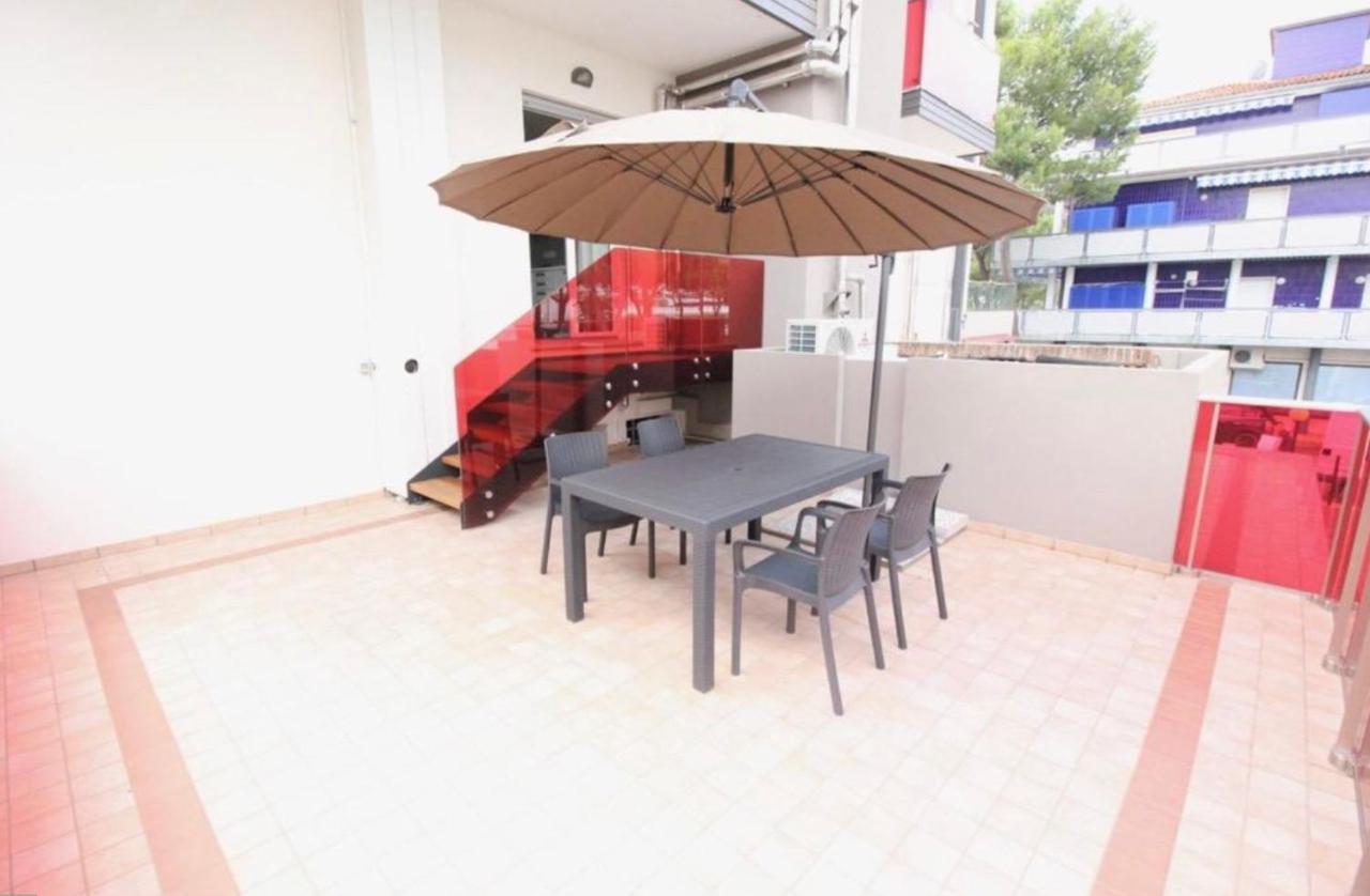 Artesi - Carraro Immobiliare Jesolo - Family Apartments Eksteriør bilde